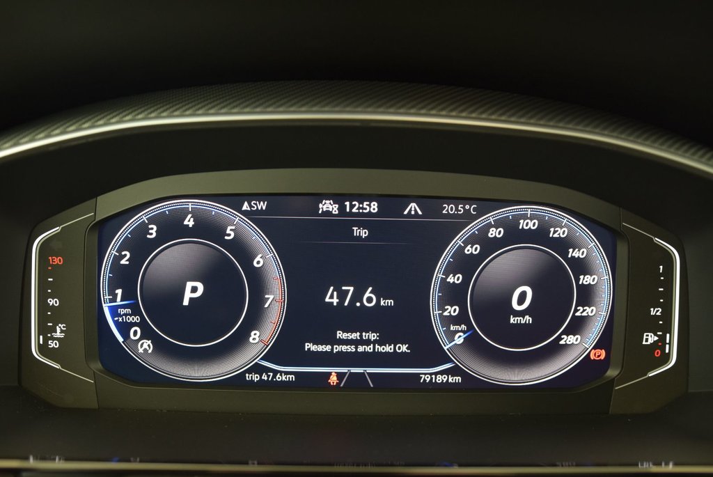 2021 Volkswagen Arteon EXECLINE+CUIR+TOIT+AWD+LED in Laval, Quebec - 24 - w1024h768px