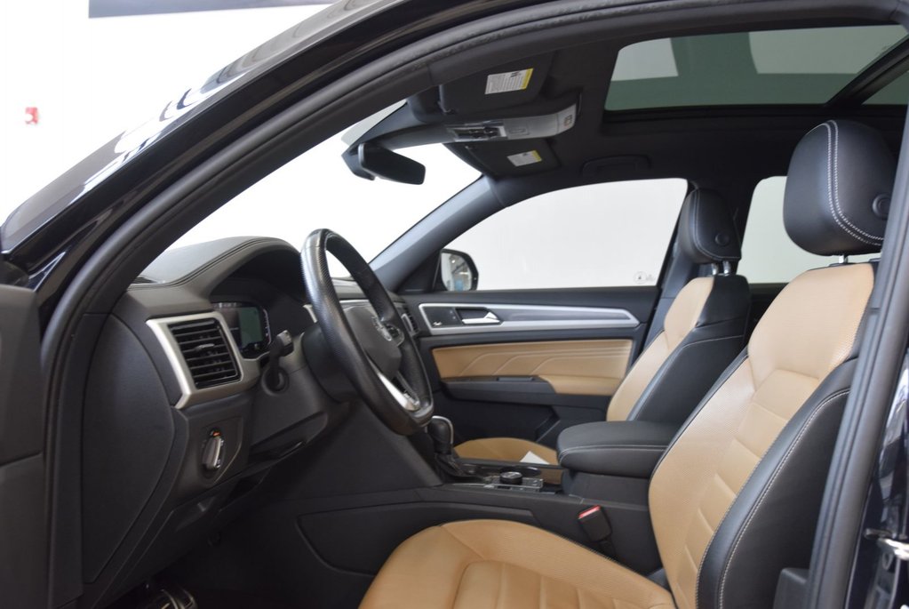 Volkswagen Atlas Cross Sport Execline+CUIR+TOIT+LED+V6 2022 à Laval, Québec - 9 - w1024h768px