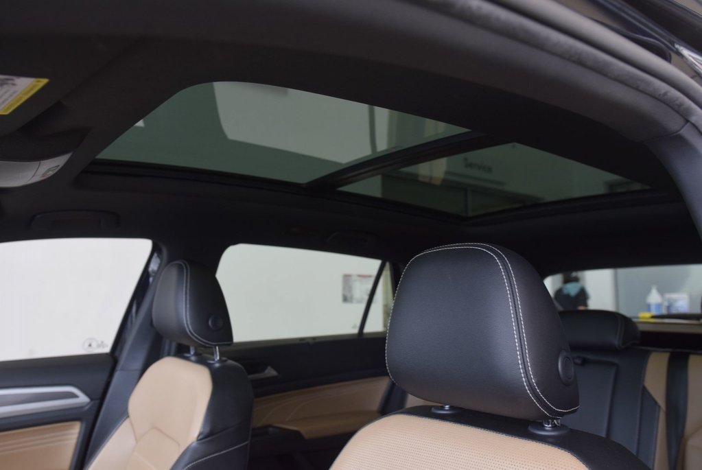 Volkswagen Atlas Cross Sport Execline+CUIR+TOIT+LED+V6 2022 à Laval, Québec - 10 - w1024h768px