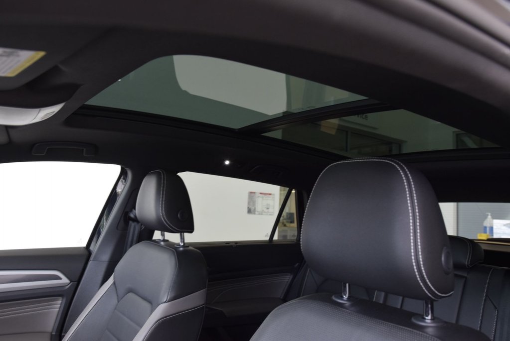 2022 Volkswagen Atlas Cross Sport EXECLINE+V6+RLINE+CUIR+AWD in Laval, Quebec - 25 - w1024h768px