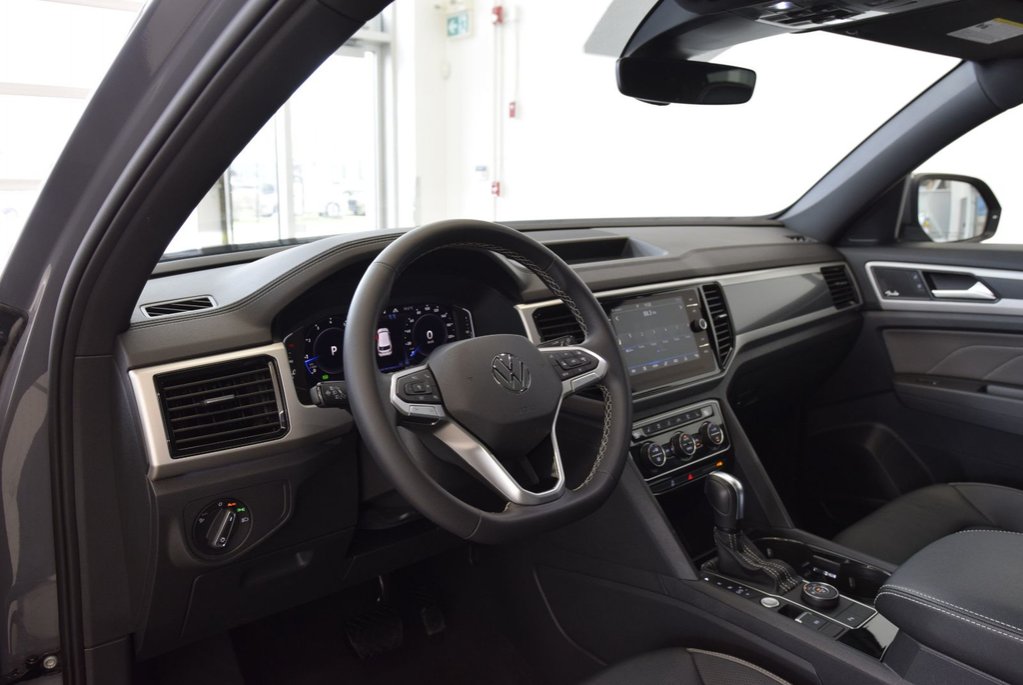 2023 Volkswagen Atlas Cross Sport HIGHLINE+CUIR+TOIT+V6+WOW in Laval, Quebec - 20 - w1024h768px
