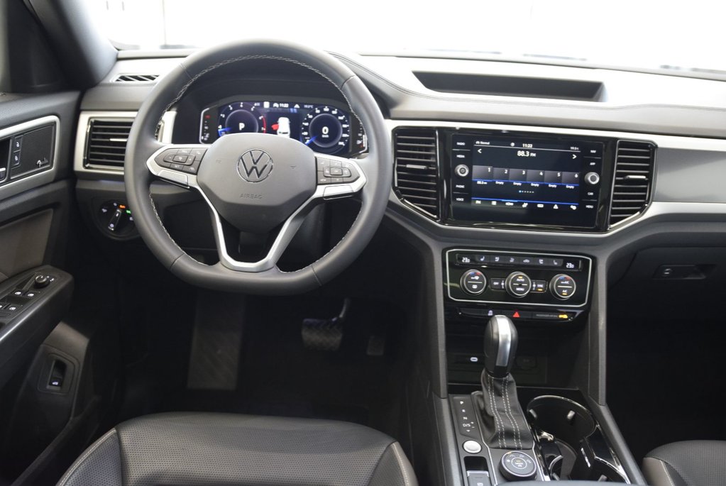 2023 Volkswagen Atlas Cross Sport HIGHLINE+CUIR+TOIT+V6+WOW in Laval, Quebec - 24 - w1024h768px