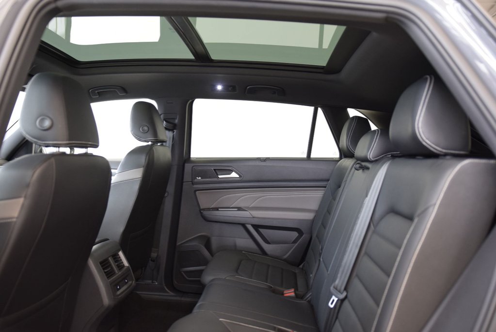 2023 Volkswagen Atlas Cross Sport HIGHLINE+CUIR+TOIT+V6+WOW in Laval, Quebec - 22 - w1024h768px