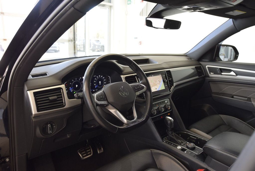 2023 Volkswagen Atlas Cross Sport HIGHLINE+BLACK PACKAGE+V6 in Laval, Quebec - 24 - w1024h768px