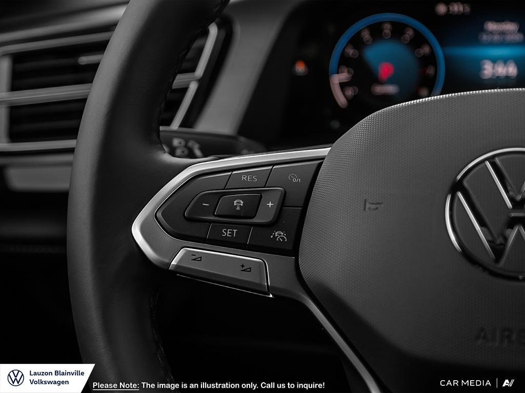 Volkswagen Atlas Cross Sport Comfortline R-Line Black Edition 2025 à Laval, Québec - 14 - w1024h768px