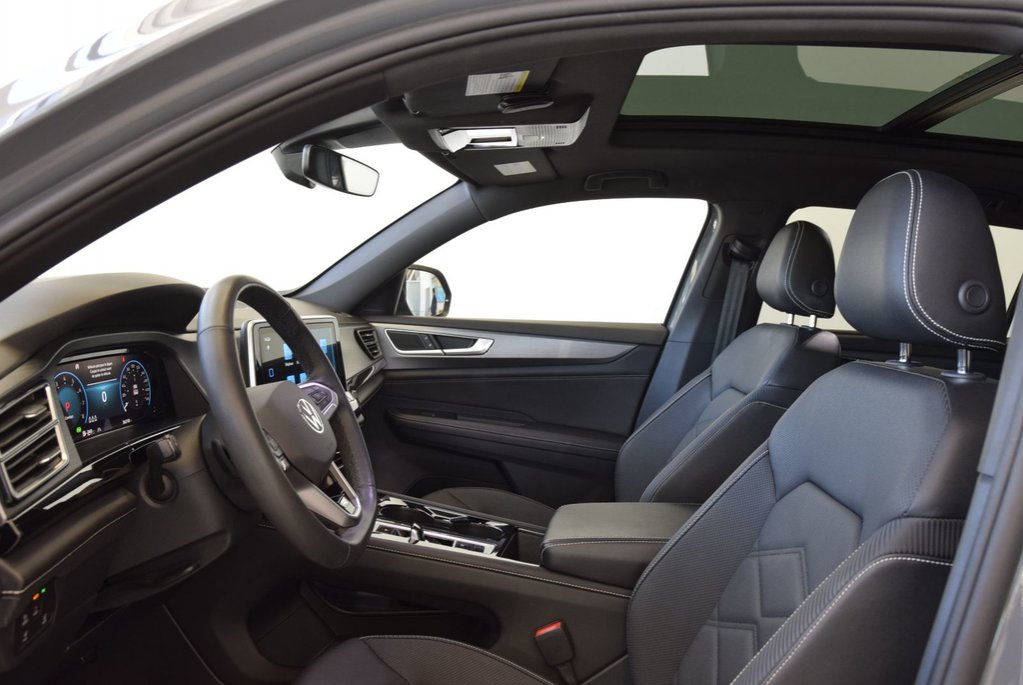 Volkswagen Atlas Cross Sport COMFORTLINE+R LINE+TOIT PANO 2025 à Laval, Québec - 21 - w1024h768px