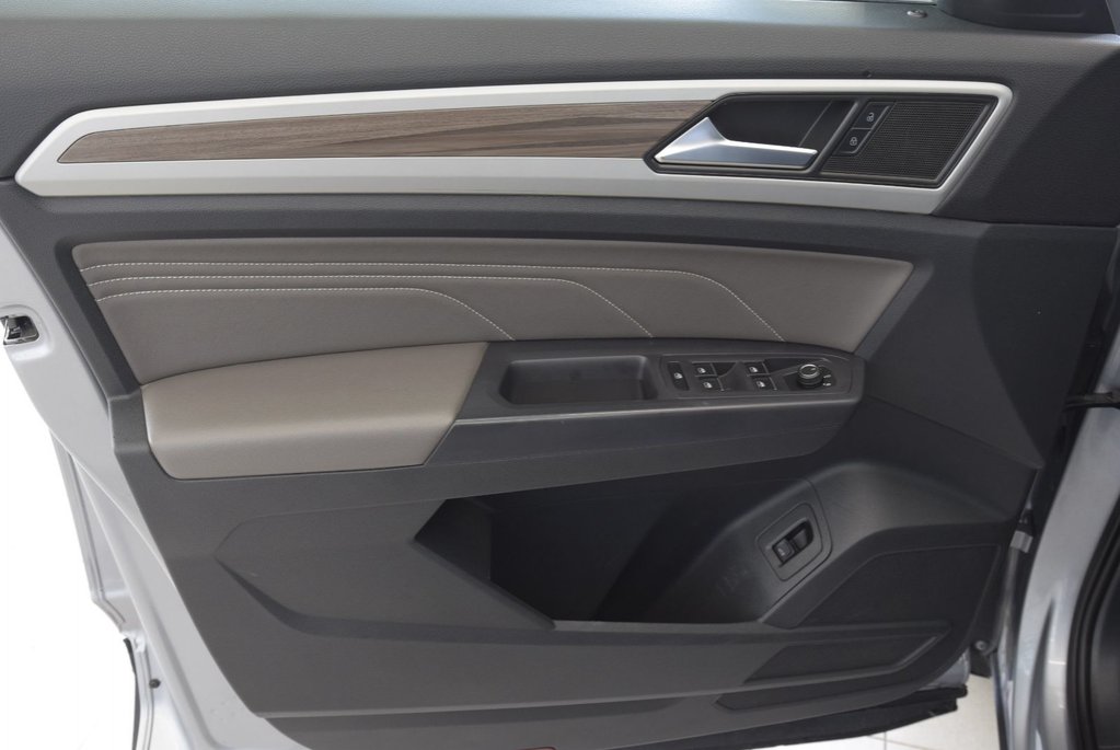 Volkswagen Atlas HIGHLINE+V6+CUIR+TOIT+AWD 2021 à Laval, Québec - 25 - w1024h768px