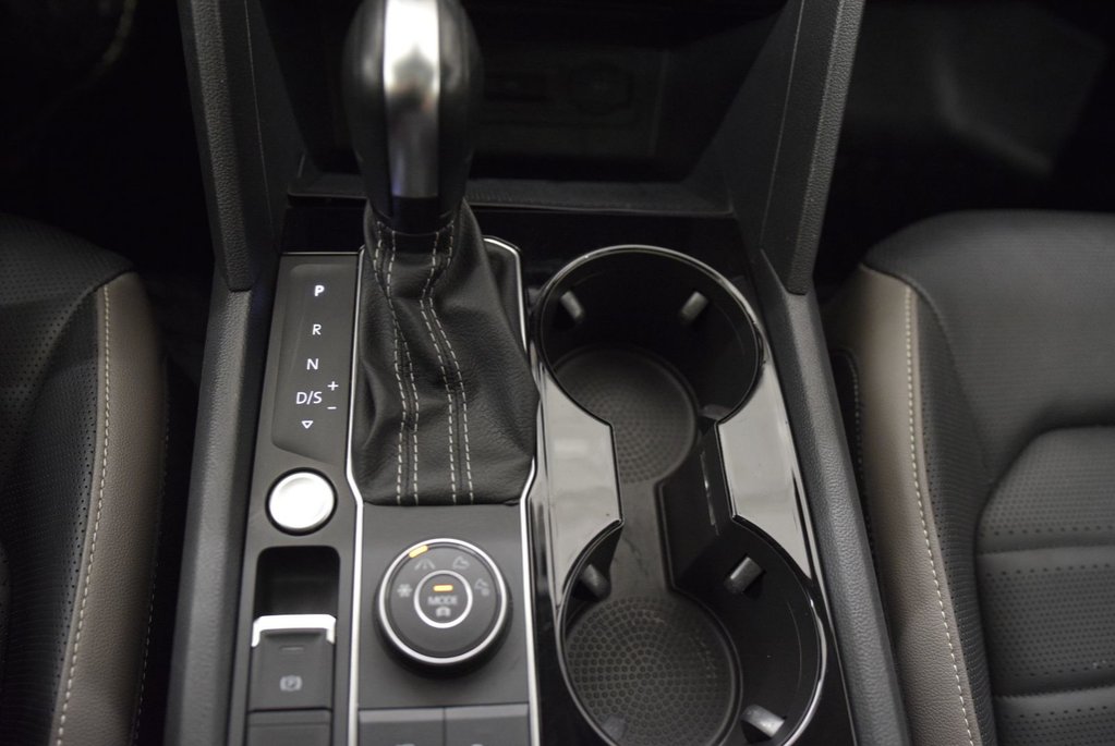 2022 Volkswagen Atlas EXECLINE+CUIR+TOIT+7 PASS in Laval, Quebec - 34 - w1024h768px