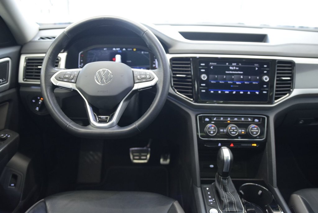 Volkswagen Atlas HIGHLINE+BLACK PACKAGE+V6 2022 à Laval, Québec - 9 - w1024h768px
