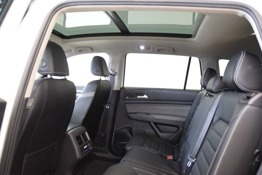 Volkswagen Atlas HIGHLINE+BLACK PACKAGE+V6 2022 à Laval, Québec - 15 - w1024h768px