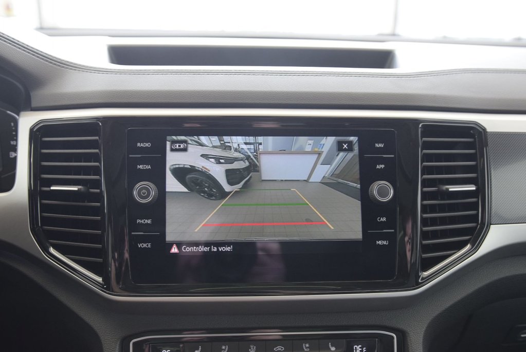 2022 Volkswagen Atlas EXECLINE+SIEGES CAPITAINE in Laval, Quebec - 28 - w1024h768px