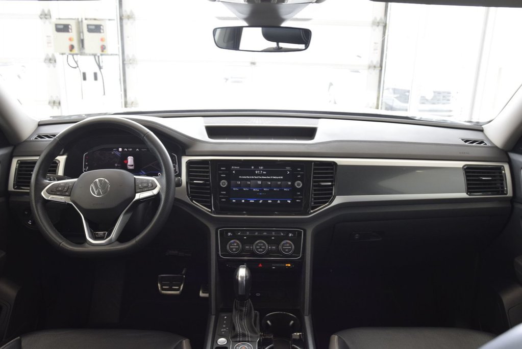 2022 Volkswagen Atlas EXECLINE+SIEGES CAPITAINE in Laval, Quebec - 22 - w1024h768px