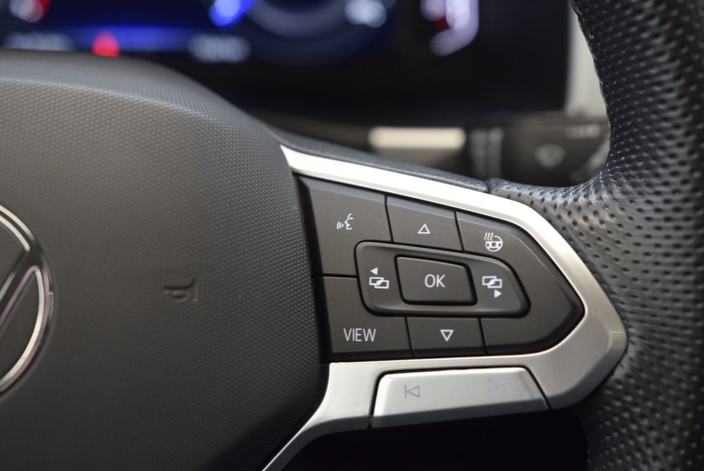 Volkswagen Atlas EXECLINE+V6+AWD+LED+R LINE 2023 à Laval, Québec - 29 - w1024h768px