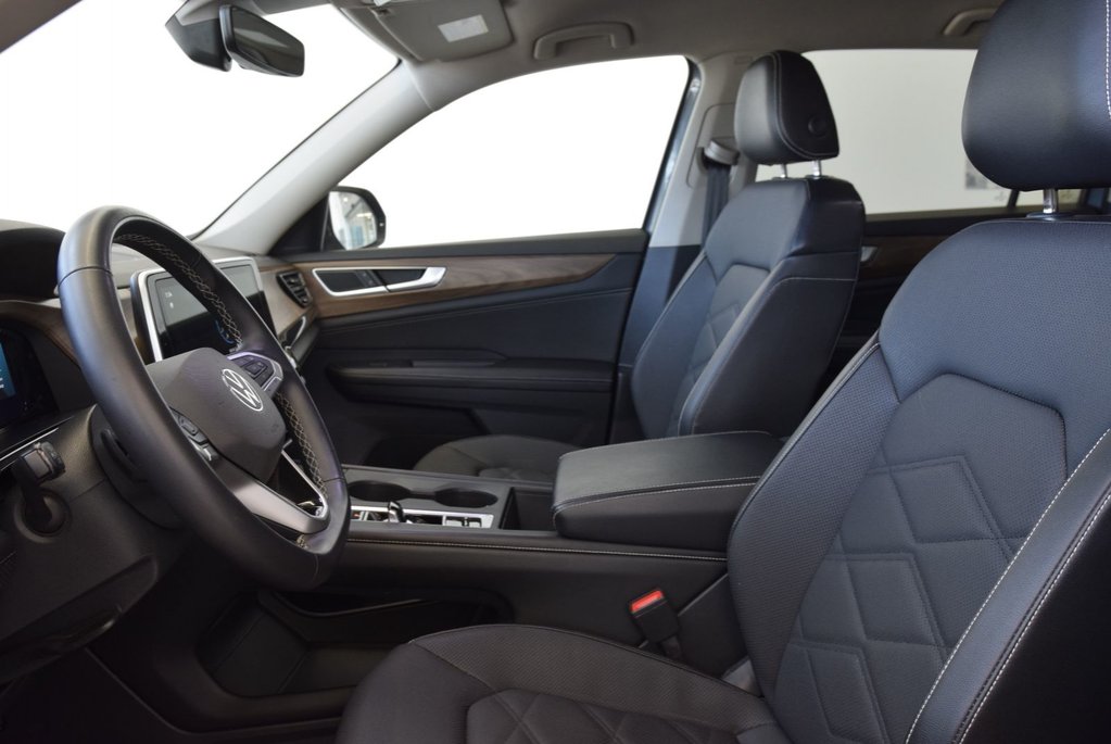 2024 Volkswagen Atlas COMFORTLINE+AWD+CUIR+LED in Laval, Quebec - 9 - w1024h768px