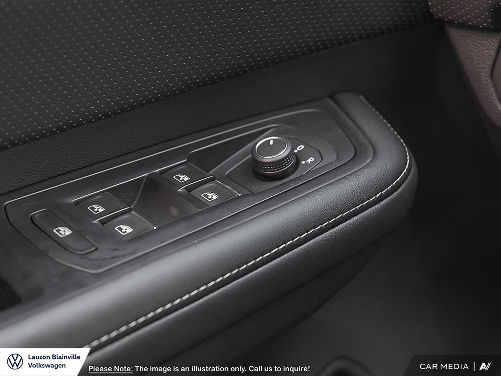 2025 Volkswagen Atlas Highline in Laval, Quebec - 16 - w1024h768px