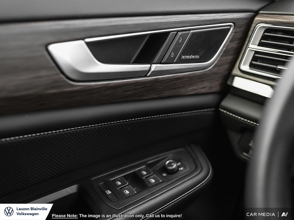2025 Volkswagen Atlas Execline in Laval, Quebec - 15 - w1024h768px