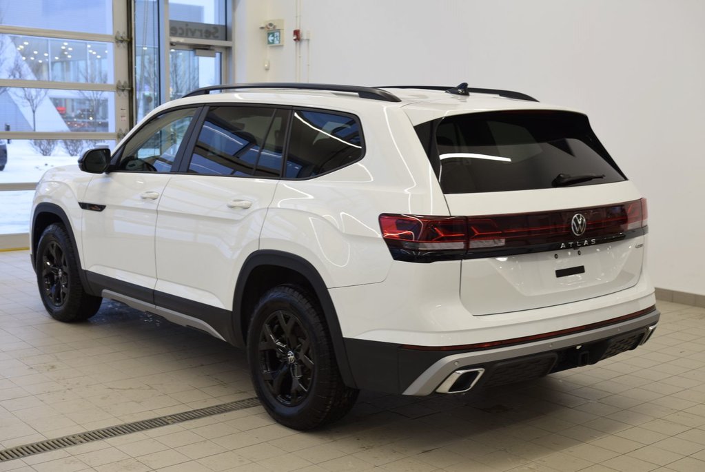 2025 Volkswagen Atlas Peak Edition+TOIT PANO+LED+ in Laval, Quebec - 15 - w1024h768px