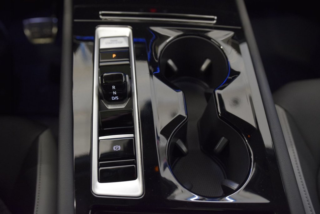 2025 Volkswagen Atlas Peak Edition+TOIT PANO+LED+ in Laval, Quebec - 31 - w1024h768px