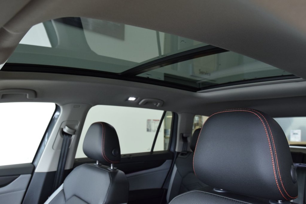 Volkswagen Atlas PEAK EDITION+TOIT PANO+LED 2025 à Laval, Québec - 8 - w1024h768px