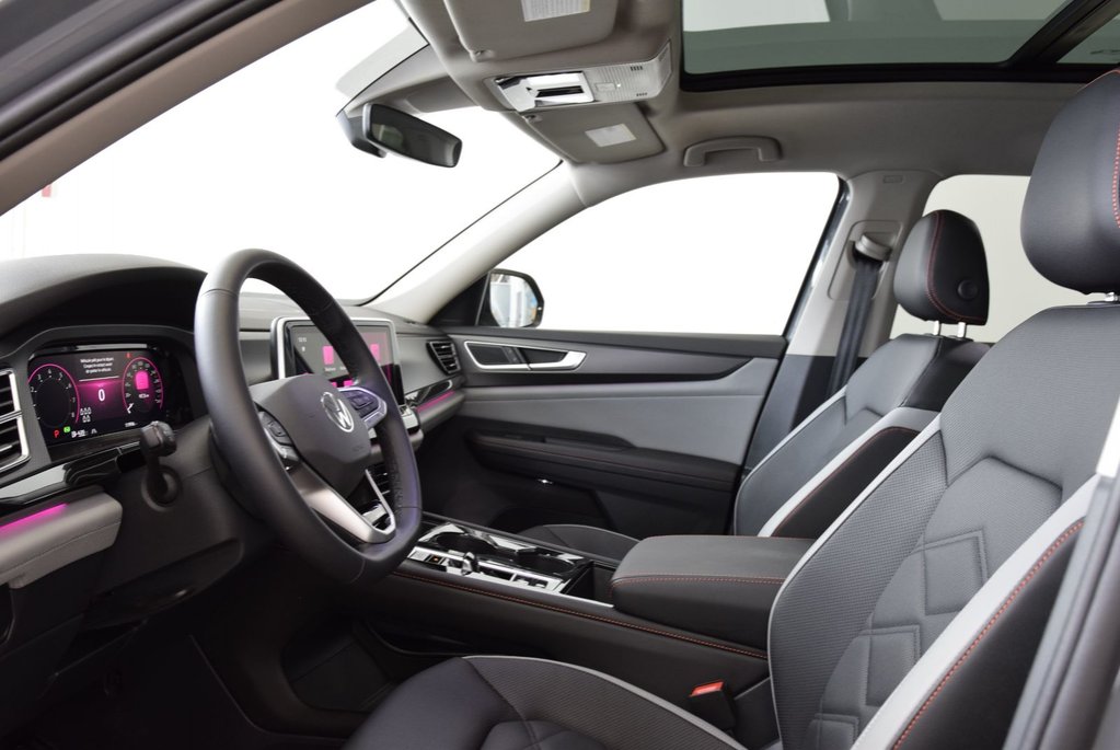 Volkswagen Atlas PEAK EDITION+TOIT PANO+LED 2025 à Laval, Québec - 24 - w1024h768px