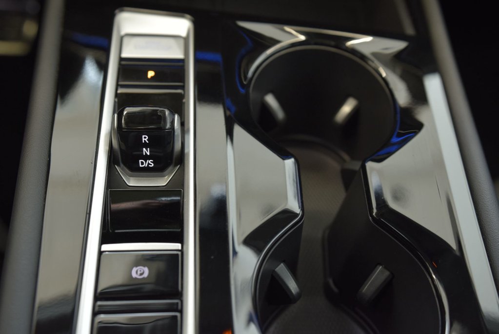 Volkswagen Atlas PEAK EDITION+TOIT PANORAMIQUE 2025 à Laval, Québec - 30 - w1024h768px