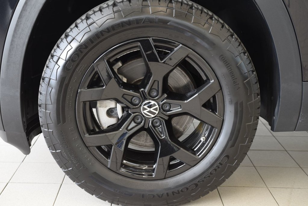Volkswagen Atlas PEAK EDITION+TOIT PANORAMIQUE 2025 à Laval, Québec - 12 - w1024h768px