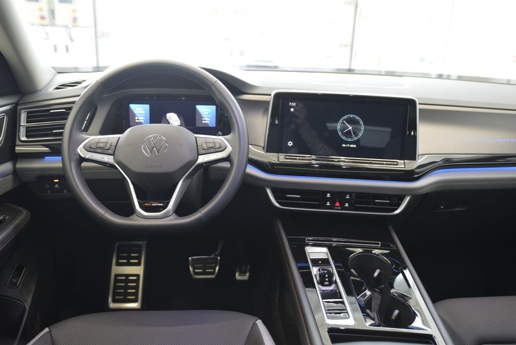 Volkswagen Atlas PEAK EDITION+TOIT PANORAMIQUE 2025 à Laval, Québec - 23 - w1024h768px
