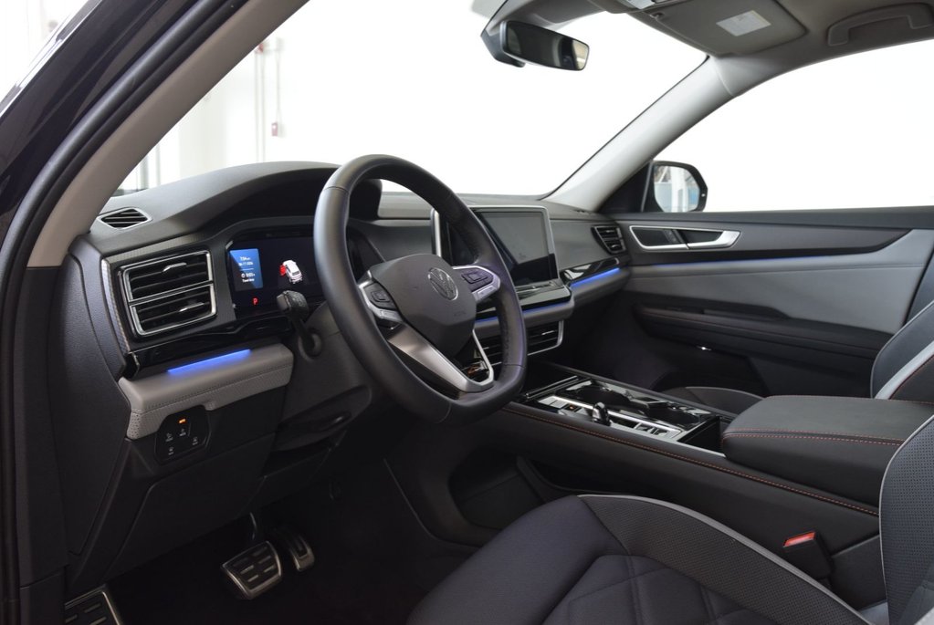 Volkswagen Atlas PEAK EDITION+TOIT PANORAMIQUE 2025 à Laval, Québec - 14 - w1024h768px