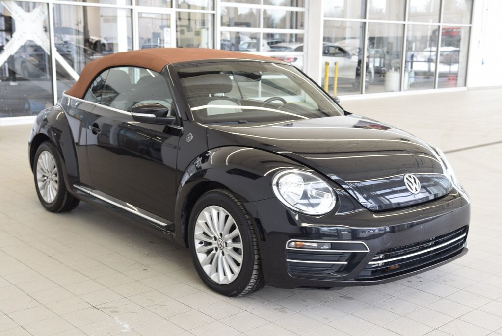 Volkswagen Beetle Convertible Wolfsburg Edition+TOIT BRUN+ 2019 à Laval, Québec - 12 - w1024h768px