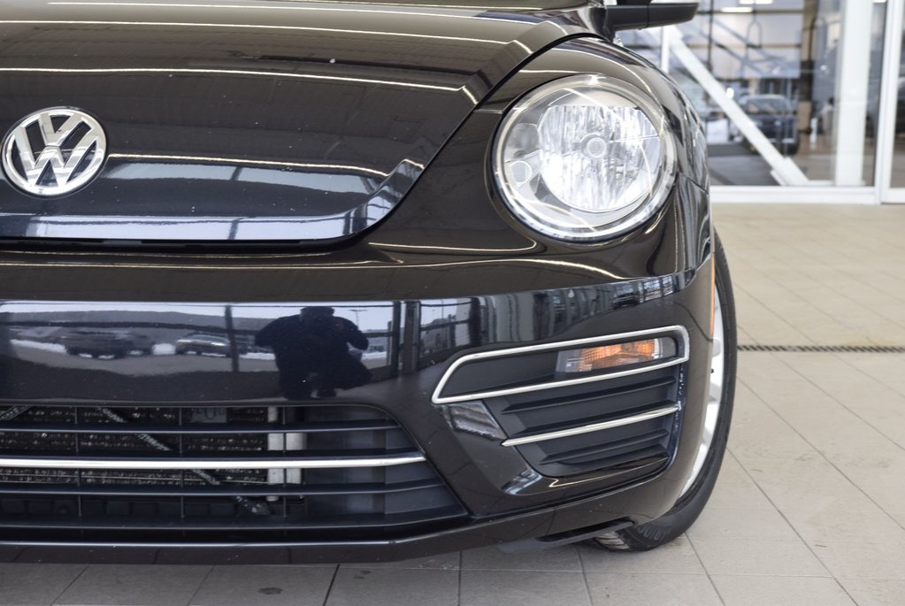 Volkswagen Beetle Convertible Wolfsburg Edition+TOIT BRUN+ 2019 à Laval, Québec - 5 - w1024h768px