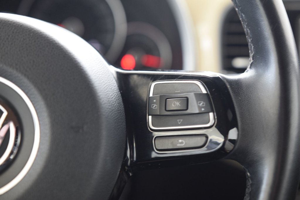 Volkswagen Beetle Convertible Wolfsburg Edition+TOIT BRUN+ 2019 à Laval, Québec - 21 - w1024h768px