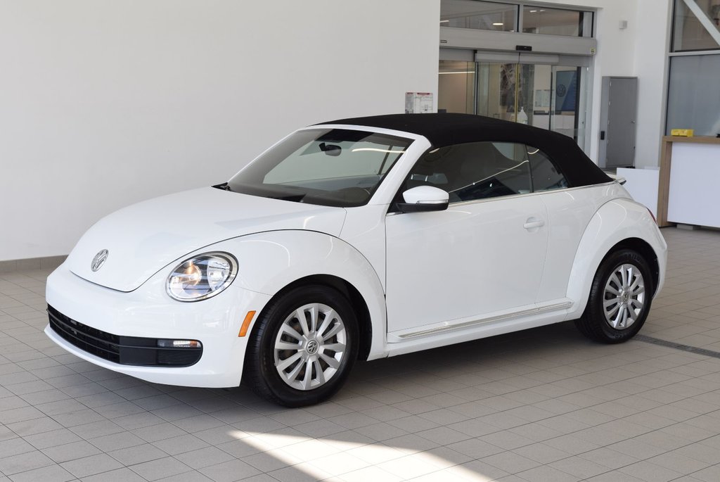 2016  Beetle CONVERTIBLE+CUIR+BAS KILO in Laval, Quebec - 11 - w1024h768px