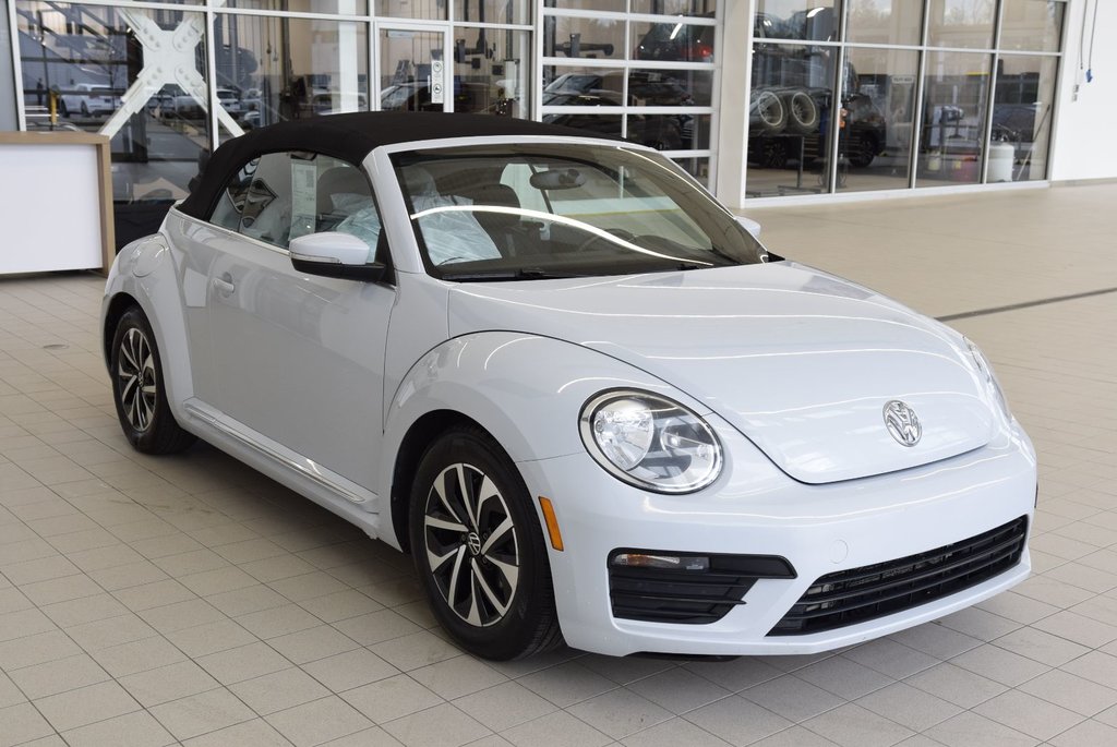 2018  Beetle CONVERTIBLE+MAG+APP CONNECT in Laval, Quebec - 24 - w1024h768px