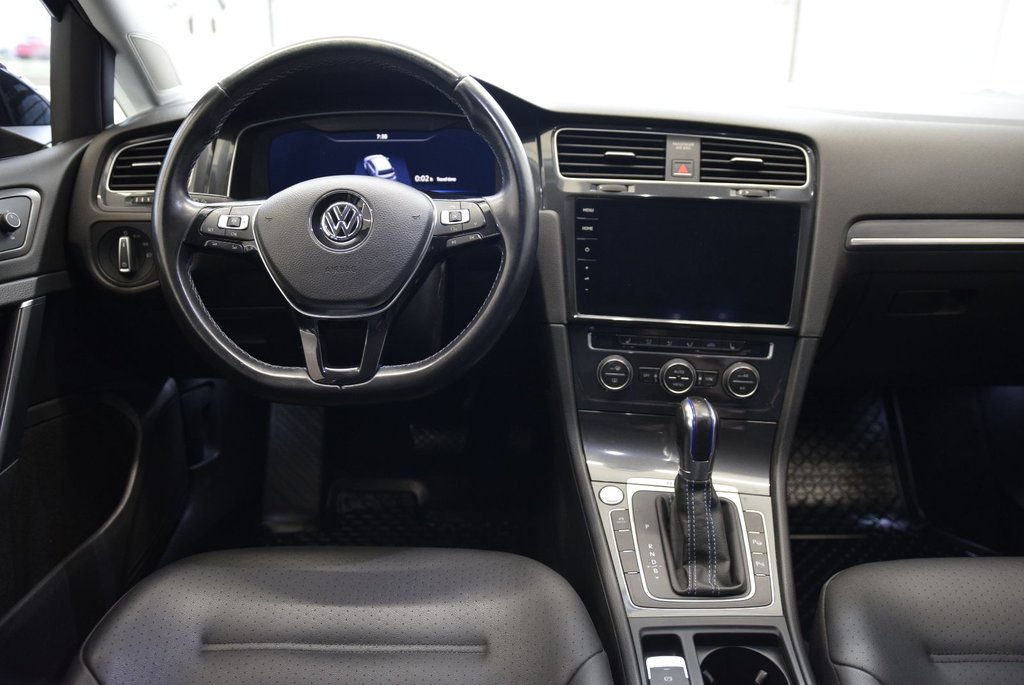 2018 Volkswagen E-Golf DRIVER ASSIST+TECK PACK+CUIR in Laval, Quebec - 22 - w1024h768px