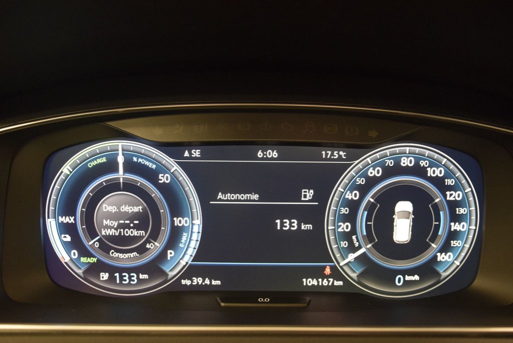 2018 Volkswagen e-Golf TECK PACK+DRIVER ASSISTANCE in Laval, Quebec - 24 - w1024h768px