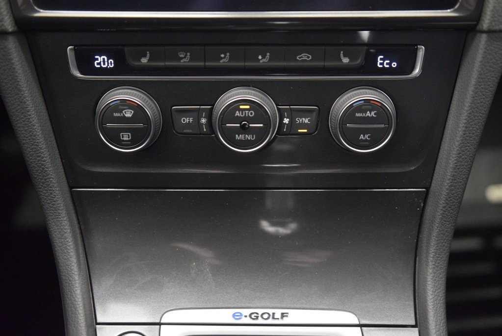2018 Volkswagen e-Golf TECK PACK+DRIVER ASSISTANCE in Laval, Quebec - 27 - w1024h768px