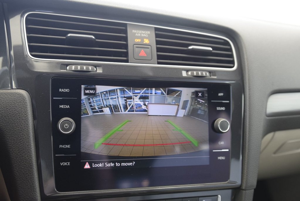 2019 Volkswagen E-Golf LED+CUIR+CAMERA+100% ELECTRIQUE in Laval, Quebec - 22 - w1024h768px