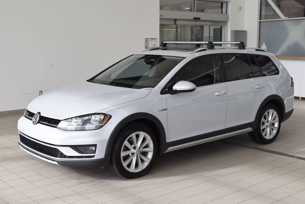 2019 Volkswagen Golf Alltrack CUIR+TOIT PANO+AWD+AUTO in Laval, Quebec - 10 - w1024h768px