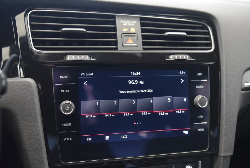 Volkswagen Golf GTI 228HP+CAMERA+BAS KM+MANUELLE 2018 à Laval, Québec - 23 - w1024h768px