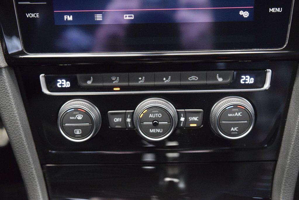 Volkswagen Golf GTI 228HP+CAMERA+BAS KM+MANUELLE 2018 à Laval, Québec - 24 - w1024h768px