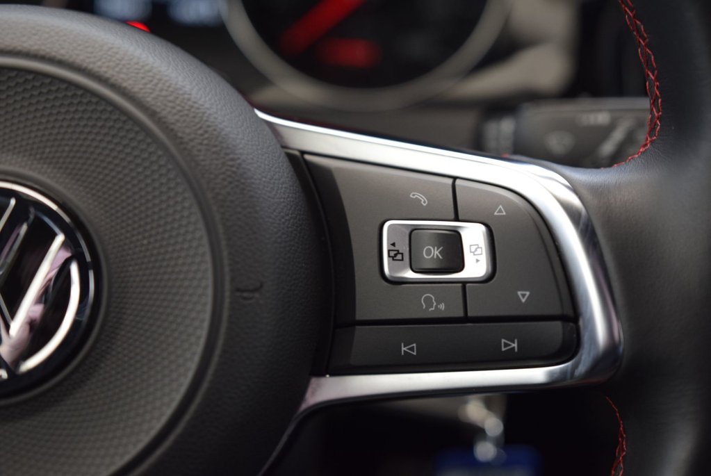 Volkswagen Golf GTI 228HP+CAMERA+BAS KM+MANUELLE 2018 à Laval, Québec - 27 - w1024h768px