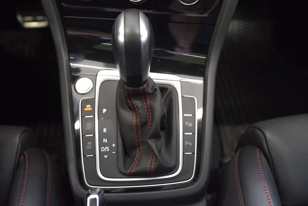 2021 Volkswagen Golf GTI AUTOBAHN+DSG+BAS KM+CUIR in Laval, Quebec - 31 - w1024h768px