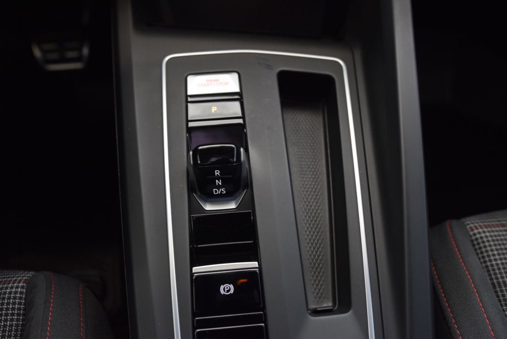 Volkswagen Golf GTI TOIT PANO+DSG+CAMERA+WOW 2022 à Laval, Québec - 27 - w1024h768px