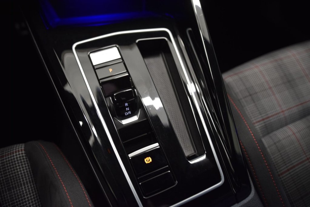 Volkswagen Golf GTI AUTOBAHN+DSG+LED+WOW+ 2024 à Laval, Québec - 28 - w1024h768px