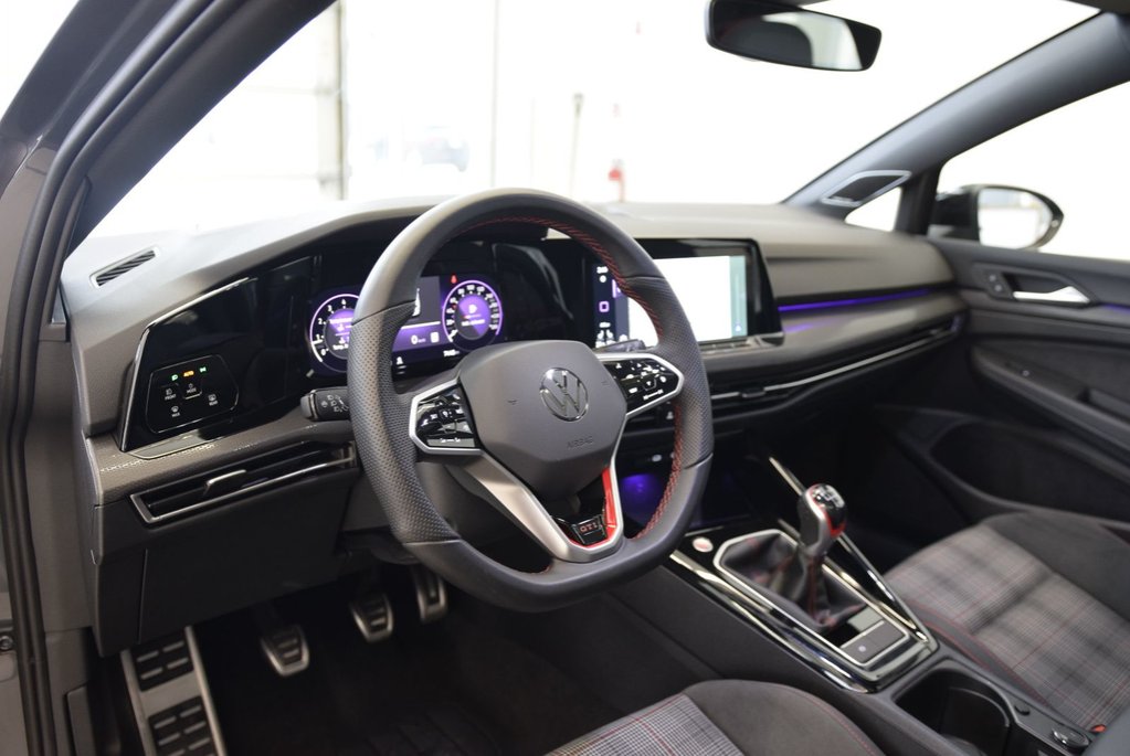 Volkswagen Golf GTI 380 Performance+HARMAN+LED 2024 à Laval, Québec - 9 - w1024h768px