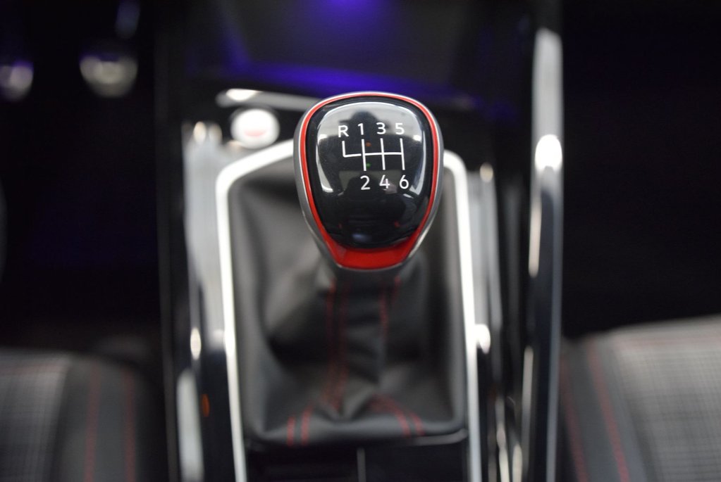 Volkswagen Golf GTI 380 Performance+HARMAN+LED 2024 à Laval, Québec - 30 - w1024h768px