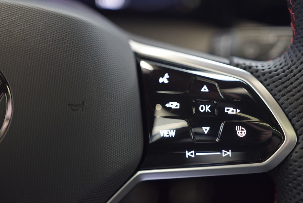 Volkswagen Golf GTI 380 Performance+HARMAN+LED 2024 à Laval, Québec - 26 - w1024h768px