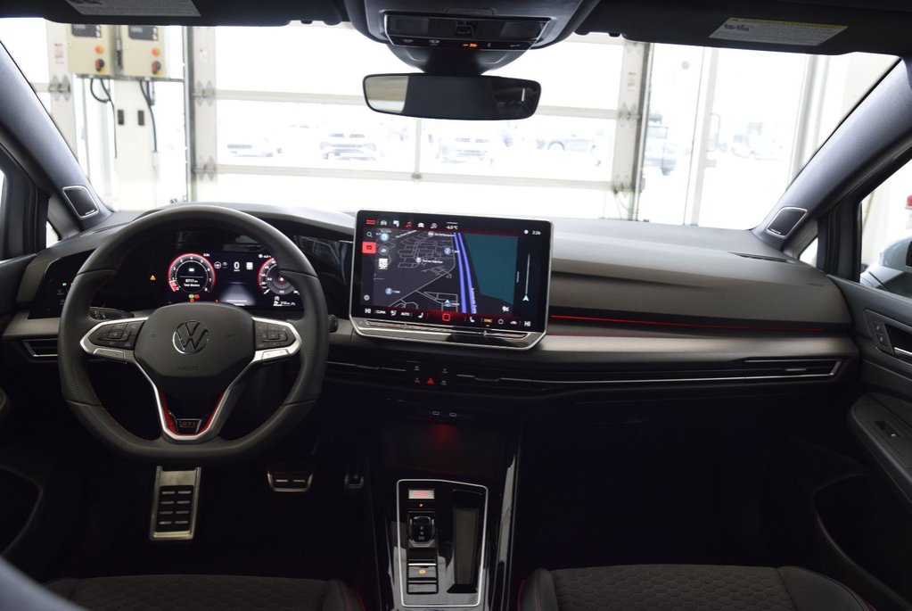 Volkswagen Golf GTI AUTOBAHN+ARTVELOUR+HARMAN 2025 à Laval, Québec - 21 - w1024h768px
