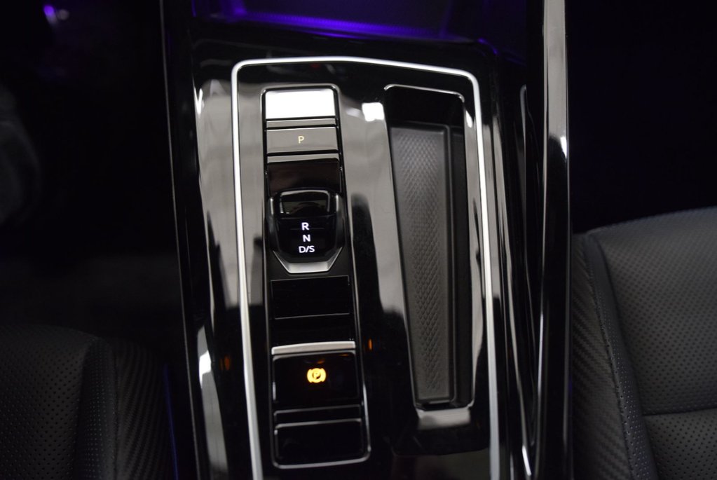 Volkswagen Golf R DSG+TOIT PANO+ESTORIL+AWD 2024 à Laval, Québec - 31 - w1024h768px