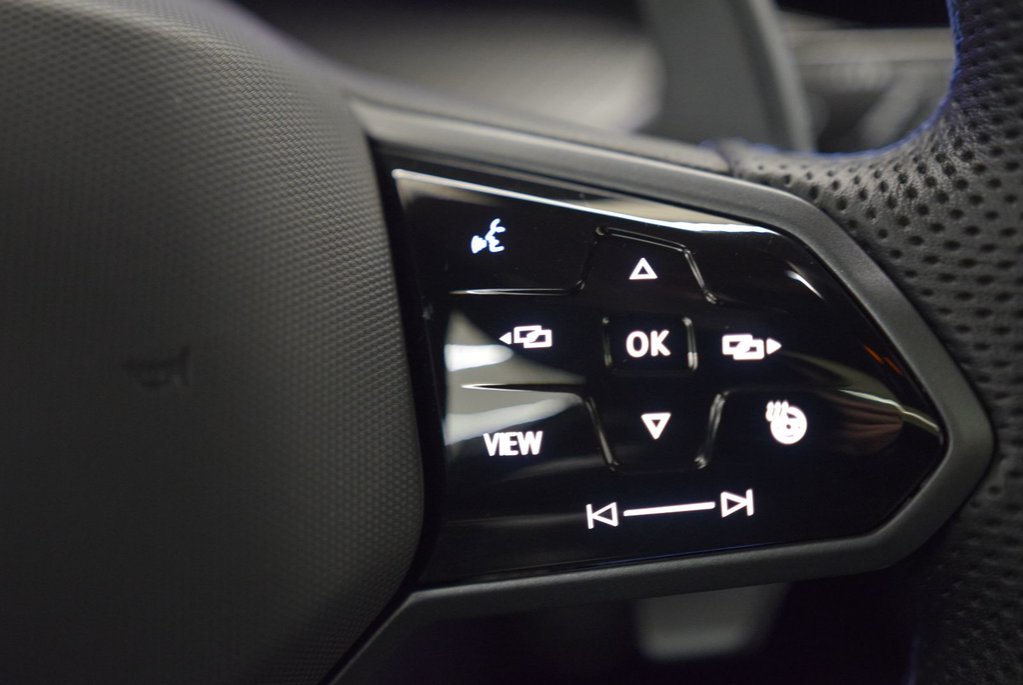 Volkswagen Golf R DSG+TOIT PANO+ESTORIL+AWD 2024 à Laval, Québec - 27 - w1024h768px